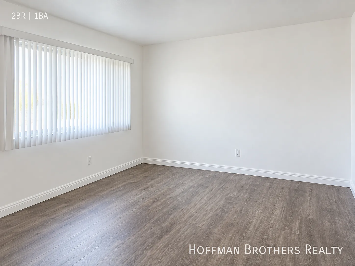 Well-Proportioned Residence with a Versatile, Easy-Flow Layout — Photo 3