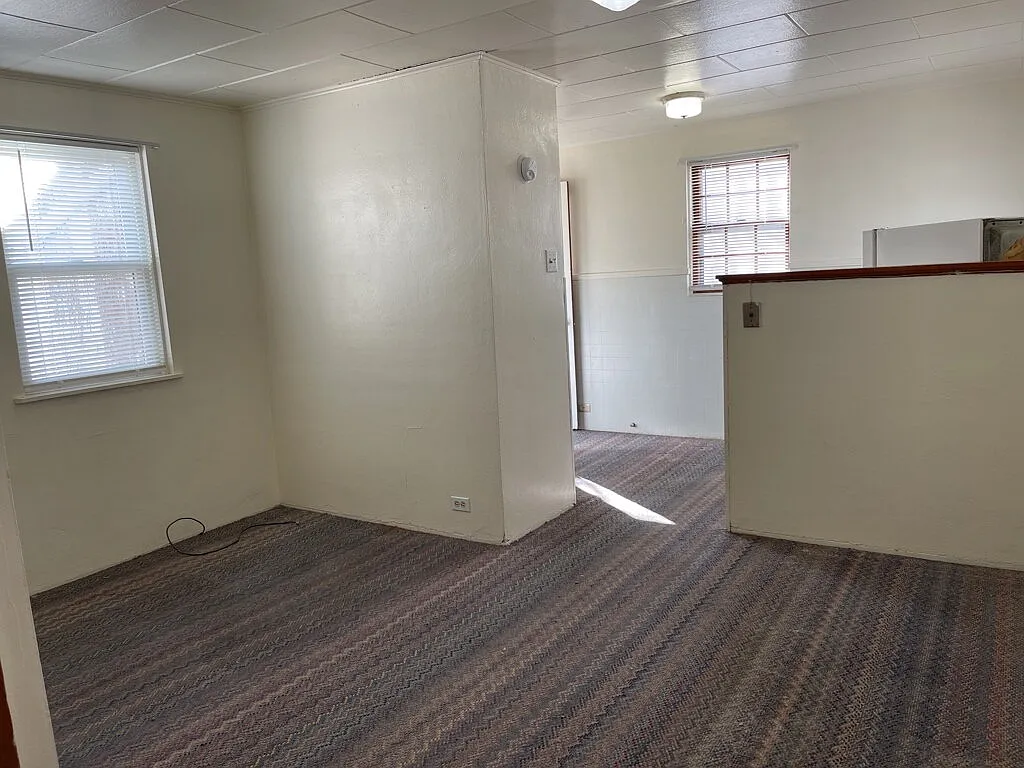 Studio, 1.0 bath, 350 sqft, $780 — Photo 3