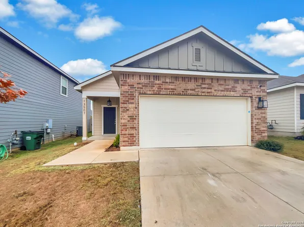 13507 LUNAR LGT, St Hedwig, TX 78152