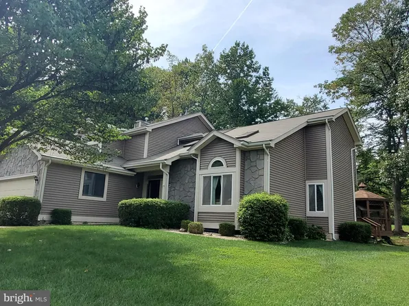 15406 Weldin Dr, Woodbridge, VA 22193