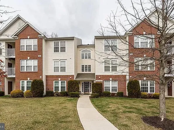 5025 Marchwood Ct #5L, Perry Hall, MD 21128