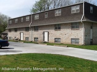 523 Moro St APT 03, Manhattan, KS 66502