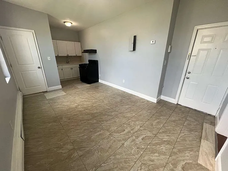 190 Hamilton Ave #1 — Photo 1