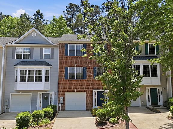2nd image of 3906 Lillington Dr