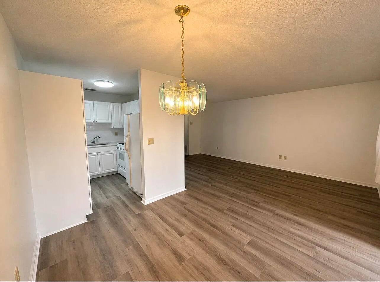 1 bed, 1.5 bath, 750 sqft, $1,500 — Photo 3
