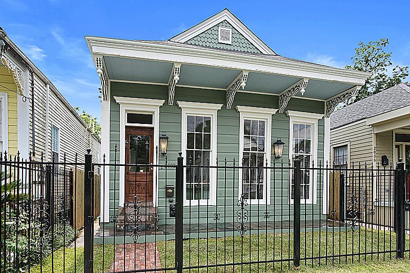 1st image of 2032 Jena St