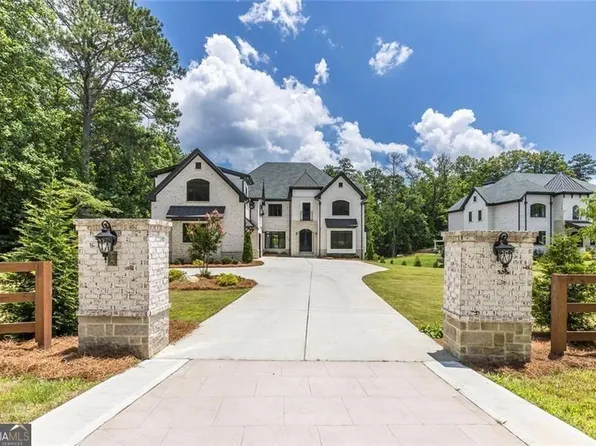 10765 Shallowford Rd, Roswell, GA 30075