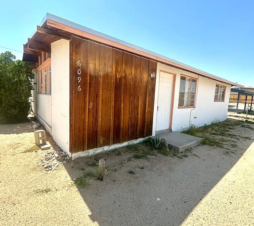 6096 Cahuilla Ave