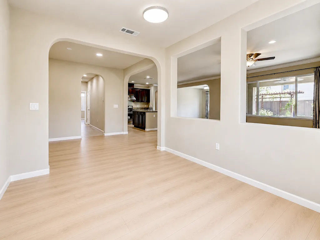 4 bed, 3.0 bath, 2237 sqft, $3,650 — Photo 2