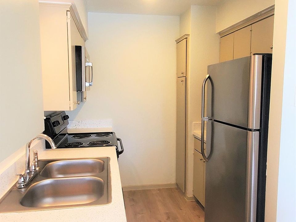 1st image of 1453 Winding Brook Cir #297