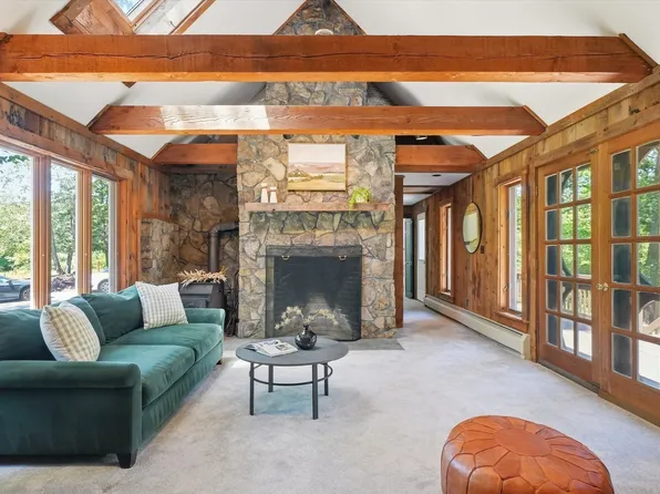 770 Boxford St, North Andover, MA 01845