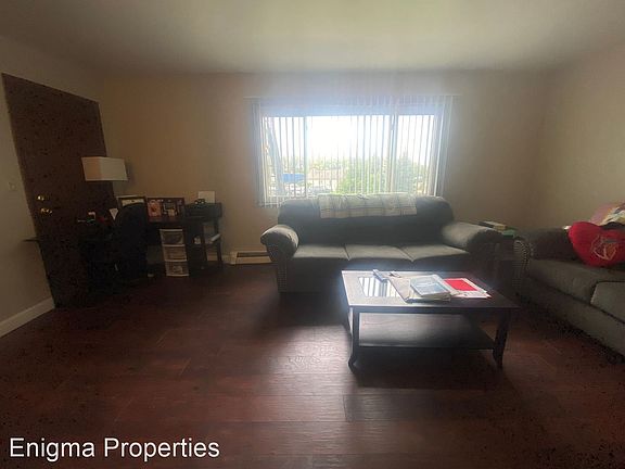 4th image of N113W15511 Francese Dr #4