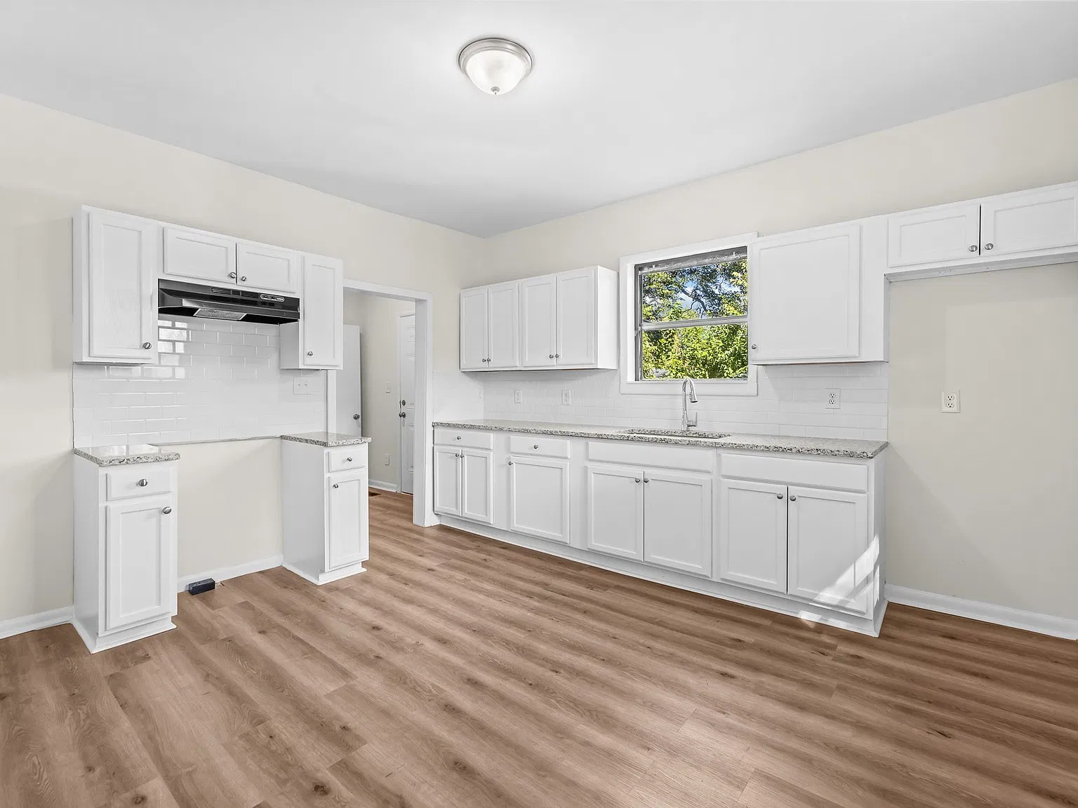 611 Indiana Street - 1 — Photo 2