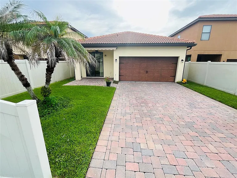 2002 Fishtail Fern Way — Photo 16