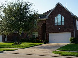 9617 Summer Breeze Dr, Pearland, TX 77584