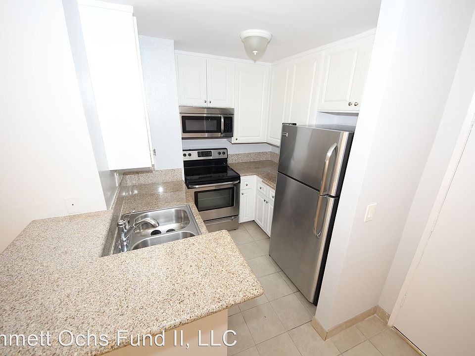 1st image of 418 Pier Ave APT 111