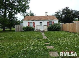 708 3rd St, Buffalo, IA 52728