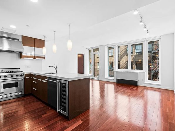 125 W 21st St APT 11C