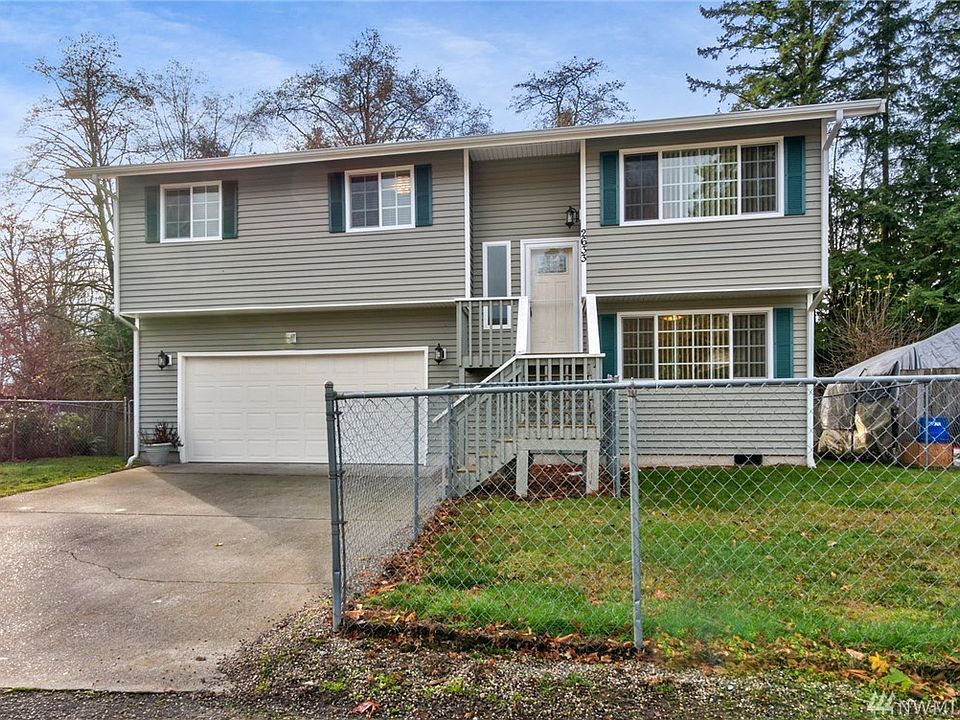 1st image of 2633 NE Sheffield Pl