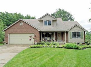 4332 Waterstone Ln, Lexington, KY 40515