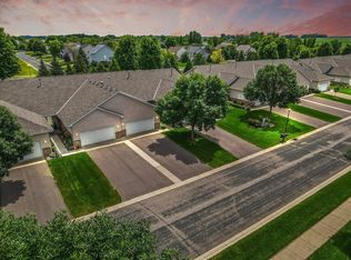 17716 Glasgow Way, Lakeville, MN 55044