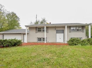 1473 Glenwood Dr, Saint Joseph, MI 49085