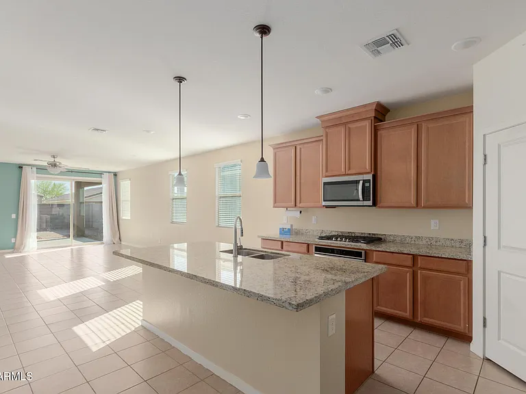 12329 W State Ave — Photo 7