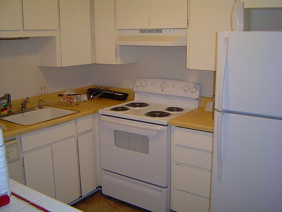 3rd image of 8334 Grandview Ln #Duplex