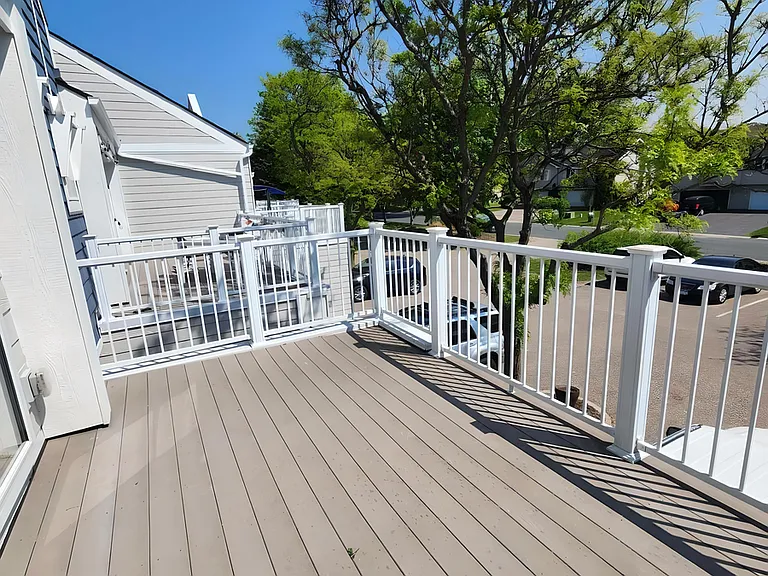 909 Wescott Sq #909 — Photo 35