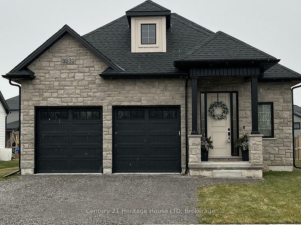 1st image of 3532 Canfield Cres