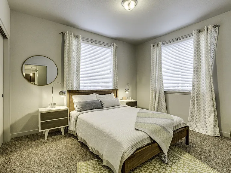 Union Park Apartments — Photo 17