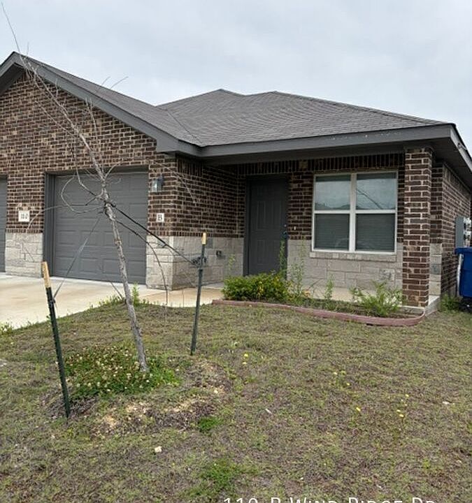 1st image of 110B Wind Ridge Dr