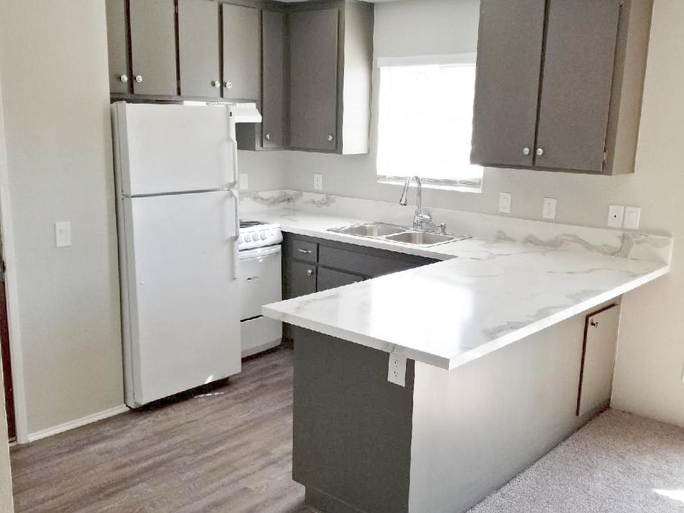 1st image of 520 65th St Unit 103