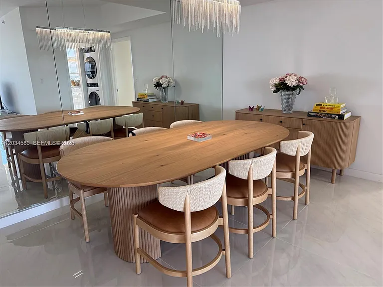 2000 Island Blvd #1603 — Photo 9