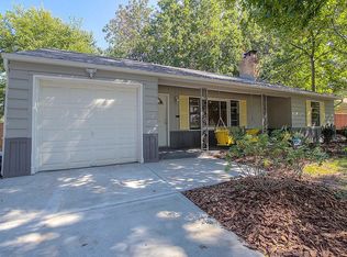 7531 Holmes Rd, Kansas City, MO 64131