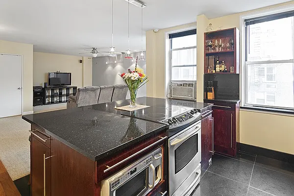 Sold by Compass | media 14