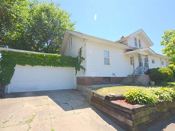 4th image of 1102 18th St