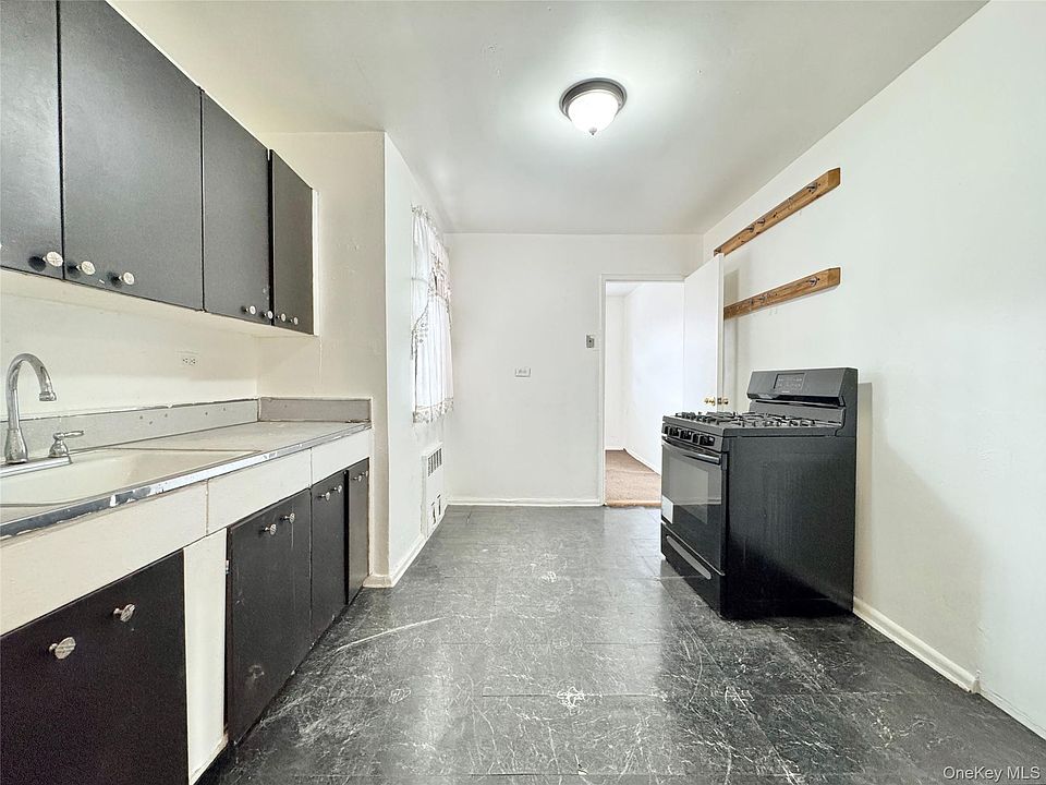 1st image of 57-10 Junction Boulevard #1E