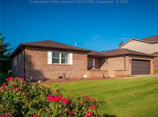 35 Western Hls, Hurricane, WV 25526