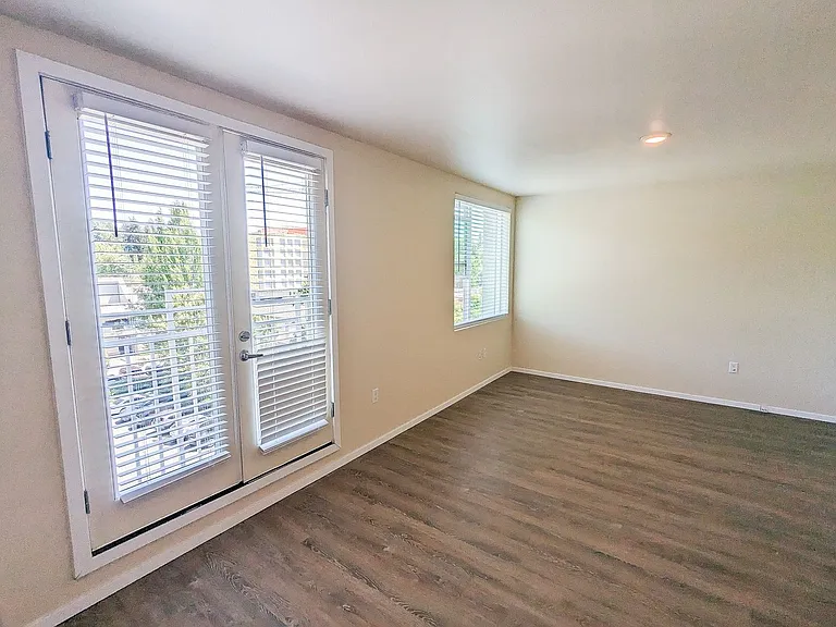 Vision 5 Apartments — Photo 63