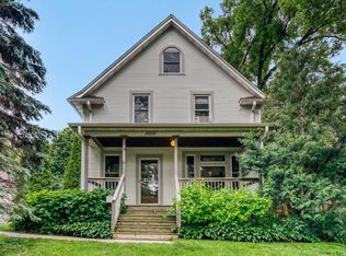 1010 Burns Ave, Saint Paul, MN 55106
