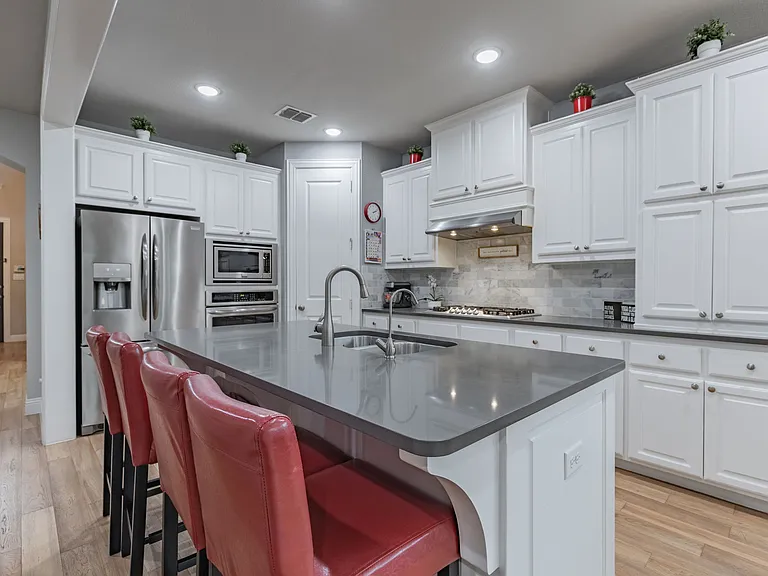 12163 Curry Creek Dr — Photo 16
