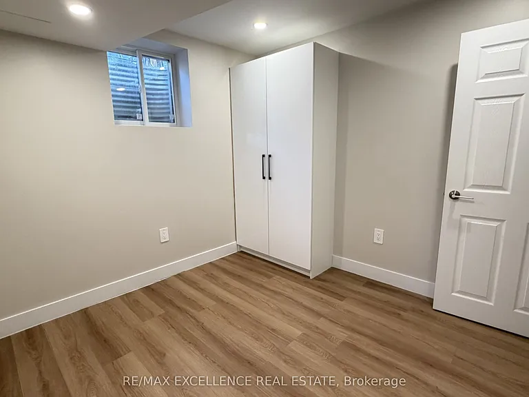 11 Owl Ln — Photo 2