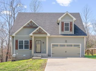 2346 Whitfield Rd, Clarksville, TN 37040