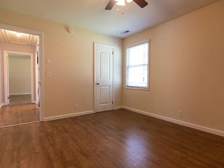 313 Rachel Rd — Photo 7