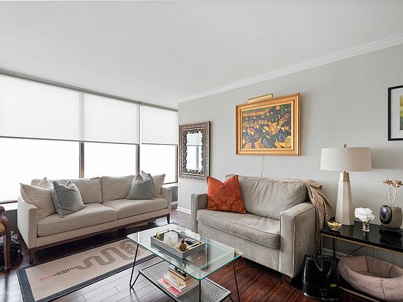 5th image of 5455 N Sheridan Rd APT 3105