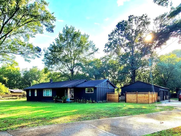 2677 Juneway Dr, Bartlett, TN 38134