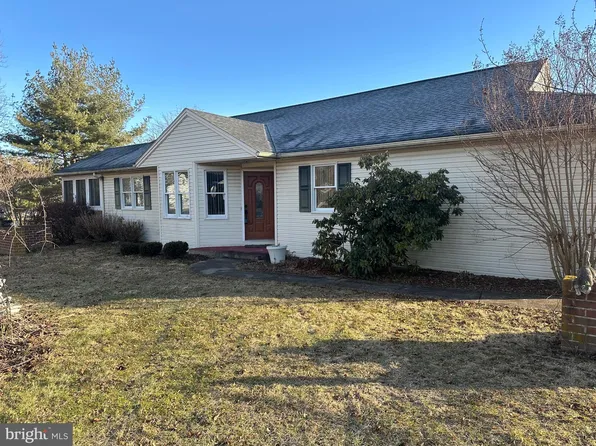 509 Huntington Ave, Enola, PA 17025