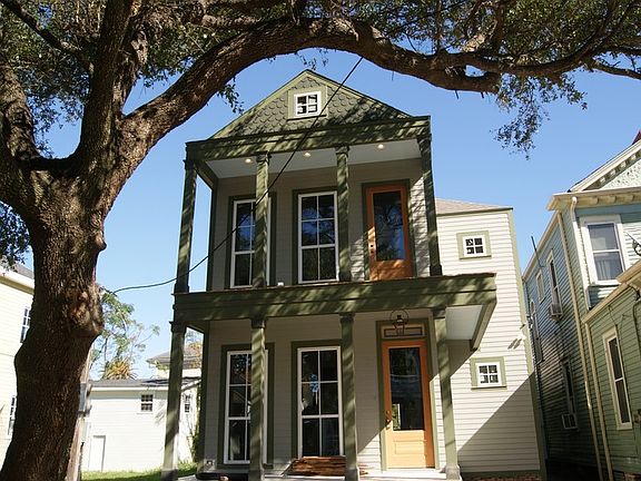 2nd image of 1929 Taylor St