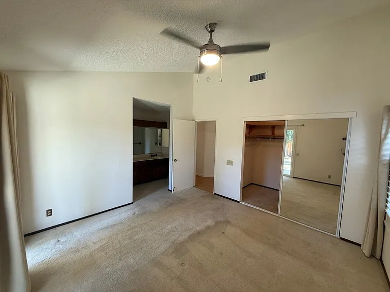467 Lupine Cir — Photo 45